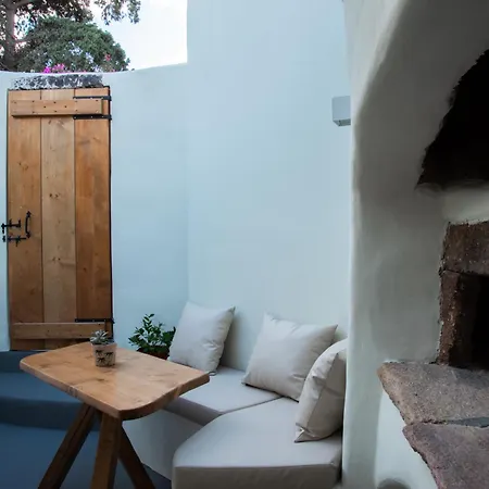 Approxi Cave: 2-bedroom Retreat Holiday home *