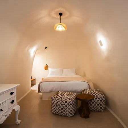 Approxi Cave: 2-bedroom Retreat Holiday home Exo Gonia